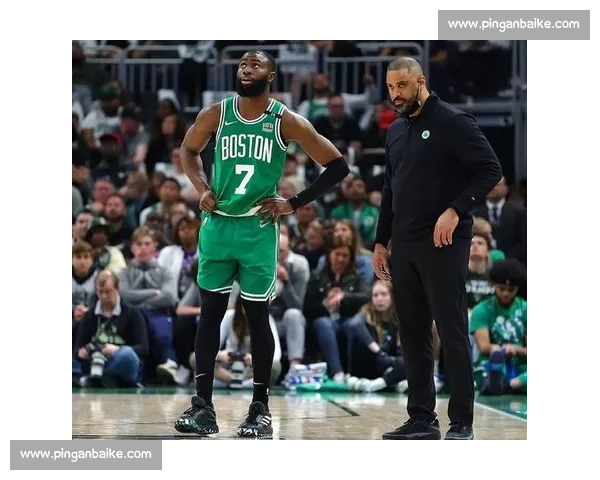 投篮命中技巧全面解析与实战应用策略指导 投篮命中技巧全面解析与实战应用策略指导